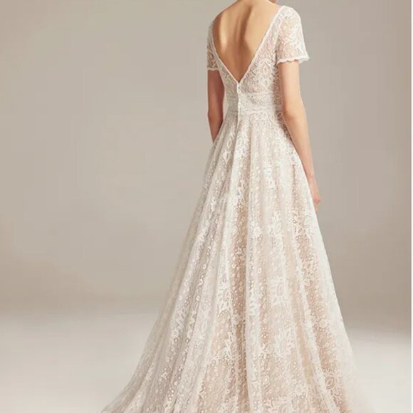 AW Bridal Calla Wedding Dress - Lace, Ivory, Train, Short Sleeves, Fitted Waist - Picture 2 of 9